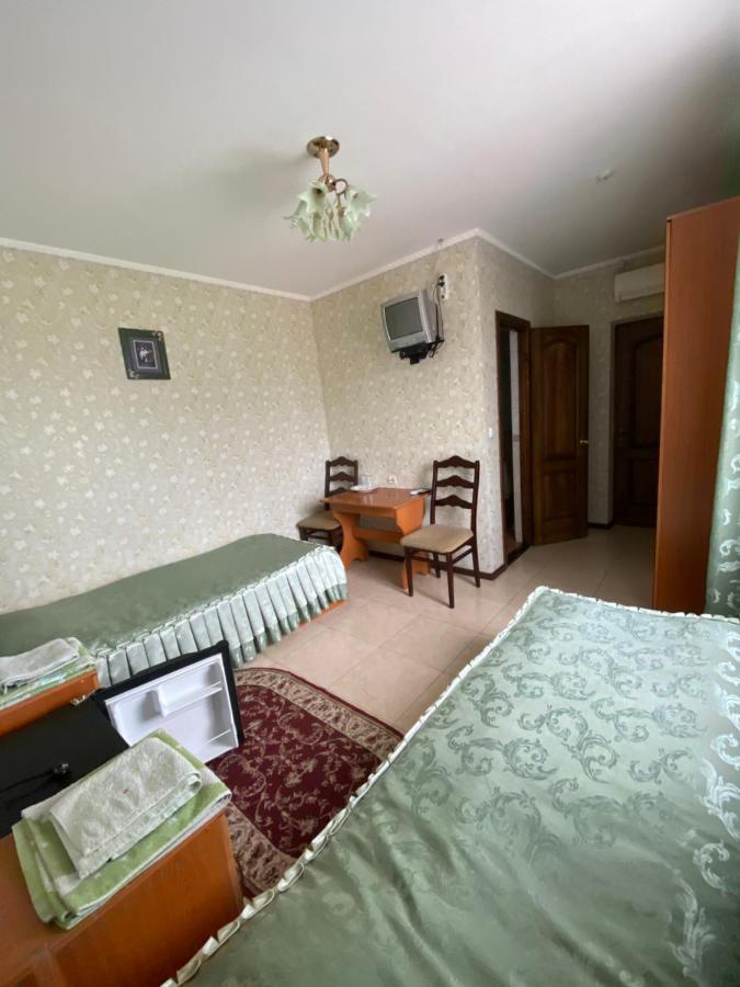 فندق Золотий Лев Zvenyhorodka المظهر الخارجي الصورة